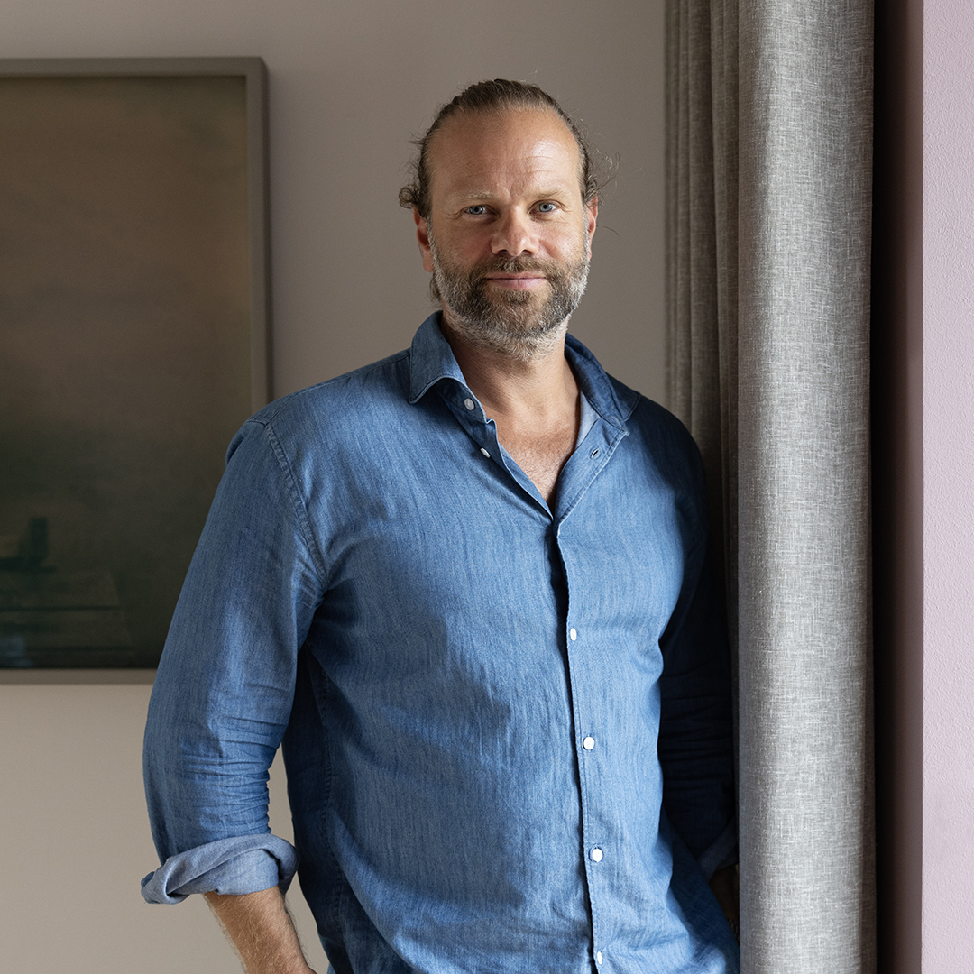 Kontakt Mikkel Braginsky – coach for mænd og par i København og online.